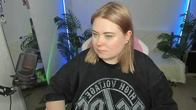 Akemi BBW online show from 03-02-25, 07:30