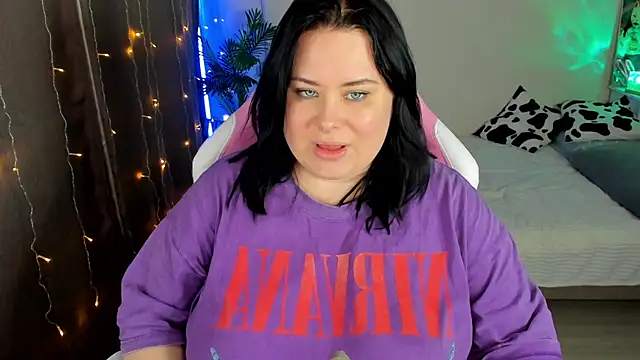 Akemi BBW online show from 10-29-25, 05:56