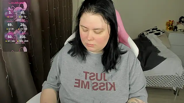 Akemi BBW online show from 03-25-26, 09:52