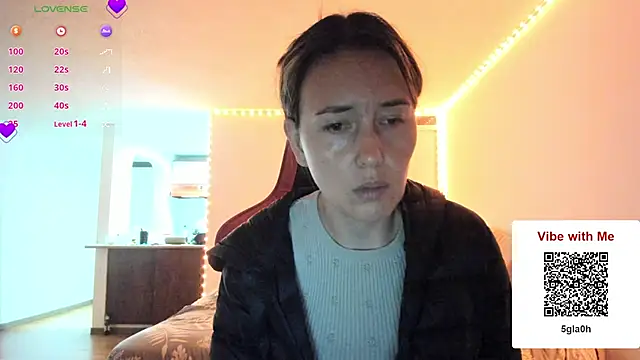 zoe jeane beker online show from 06-15-26, 02:45