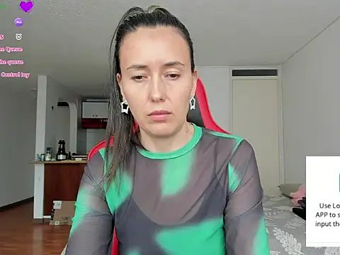zoe jeane beker online show from 05-21-26, 09:12