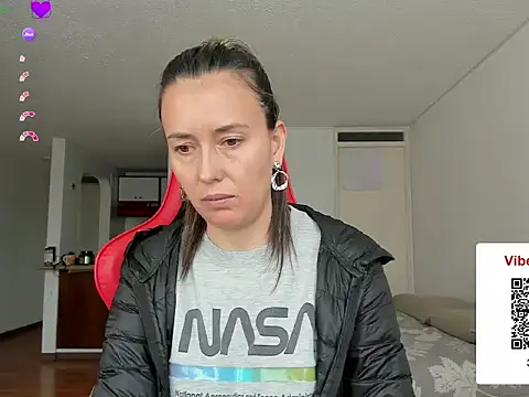 zoe jeane beker online show from 05-19-26, 06:48