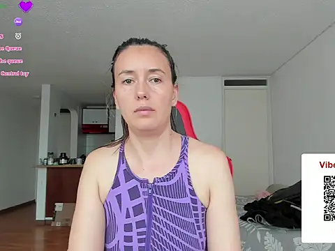 zoe jeane beker online show from 05-20-26, 09:12