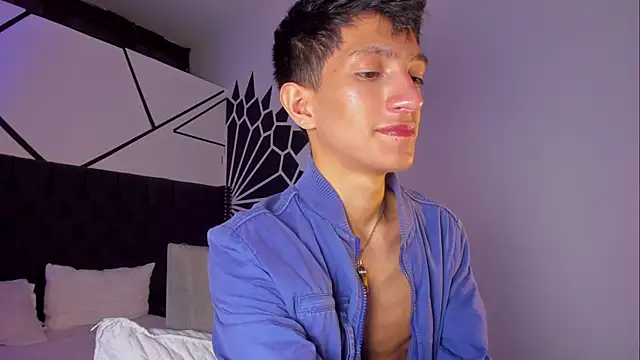 Snapshot of DereckCooperr chatting on 03-22-25, 02:37 DereckCooperr online show from 03-22-25, 02:37