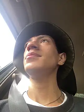 Snapshot of DereckCooperr chatting on 02-13-26, 09:59 DereckCooperr online show from 02-13-26, 09:59