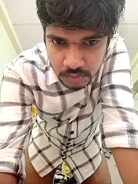 Snapshot of Rishimumbai_hot chatting on 01-01-25, 05:01 Rishimumbai hot online show from 01-01-25, 05:01