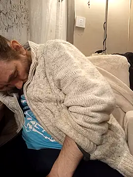 teekoine1 online show from 11-21-25, 04:00