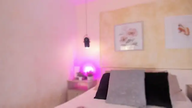 mia crawford online show from 05-07-26, 11:57
