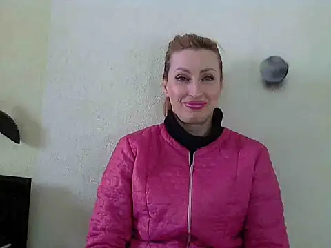 Snapshot of Jillian_Pattie chatting on 02-26-25, 01:00 Jillian Pattie online show from 02-26-25, 01:00