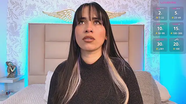 monserrat towers online show from 11-05-25, 01:03