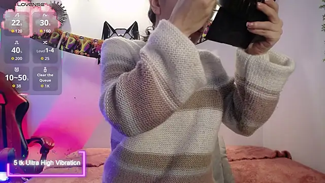 Katy Van online show from 10-25-25, 08:53