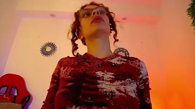 Katy Van online show from 11-21-25, 09:03