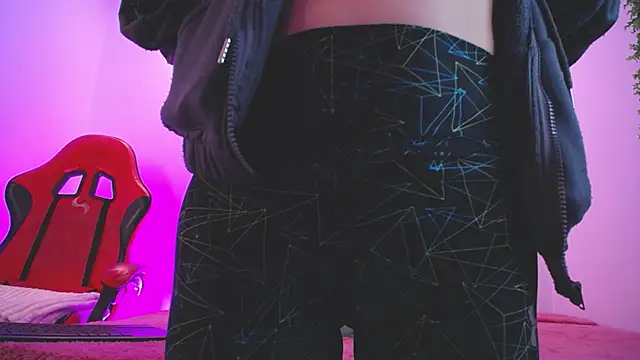 Katy Van online show from 11-22-25, 08:51