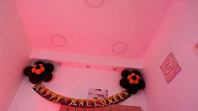 Katy Van online show from 10-19-25, 08:44