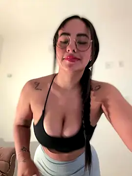 anniesweet02 online show from 12-16-25, 12:20