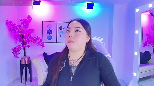 Isa reel online show from 10-17-25, 07:37