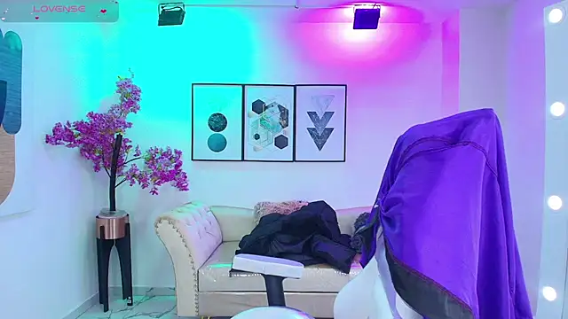 Isa reel online show from 09-27-25, 07:53