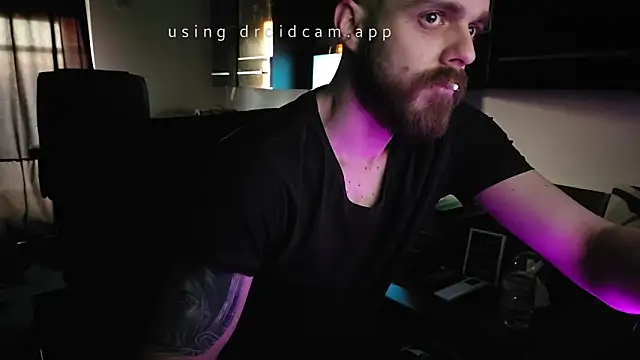 Snapshot of HardAlready chatting on 03-06-25, 05:24 HardAlready online show from 03-06-25, 05:24