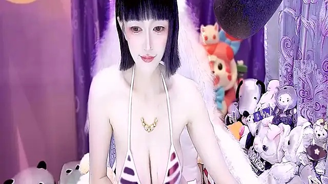 Snapshot of kumamon- chatting on 10-21-25, 02:16 kumamon- online show from 10-21-25, 02:16