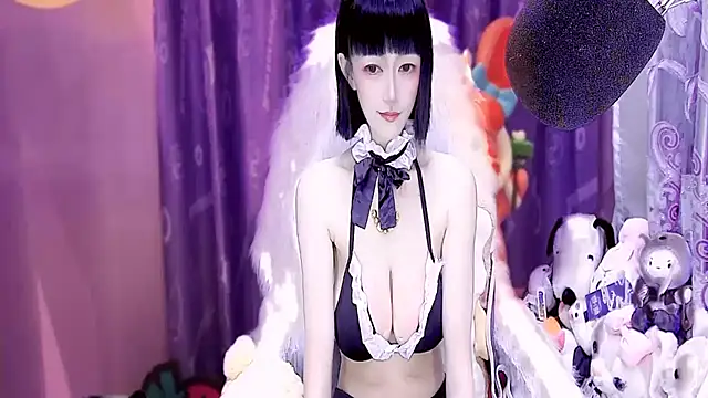 Snapshot of kumamon- chatting on 10-25-25, 02:28 kumamon- online show from 10-25-25, 02:28