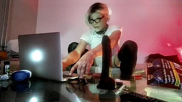 CharlotteVixxens online show from 02-08-25, 11:13