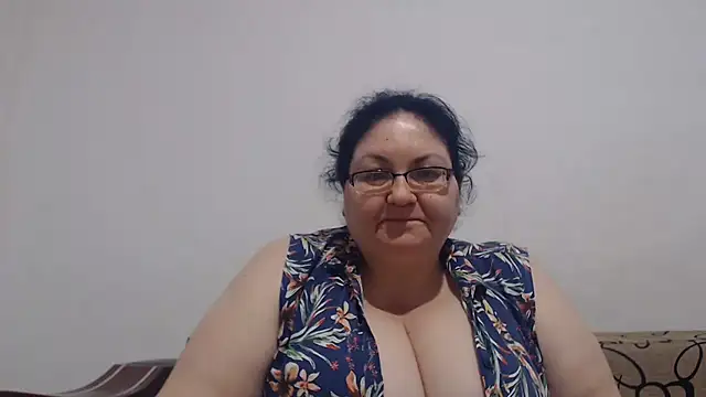 Snapshot of Nykyxo chatting on 07-12-26, 12:50 Nykyxo online show from 07-12-26, 12:50