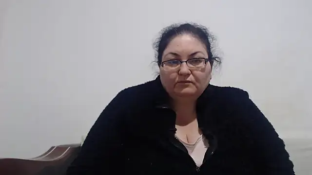 Snapshot of Nykyxo chatting on 04-27-26, 10:13 Nykyxo online show from 04-27-26, 10:13