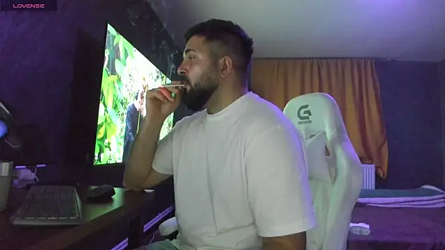 Eduu2322 online show from 11-10-25, 10:26