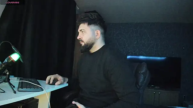 Snapshot of Eduu2322 chatting on 01-16-25, 11:06 Eduu2322 online show from 01-16-25, 11:06