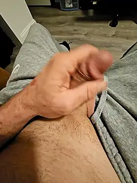 Snapshot of Cemg chatting on 01-14-26, 02:48 Cemg online show from 01-14-26, 02:48