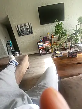 Snapshot of Cemg chatting on 10-19-25, 06:43 Cemg online show from 10-19-25, 06:43