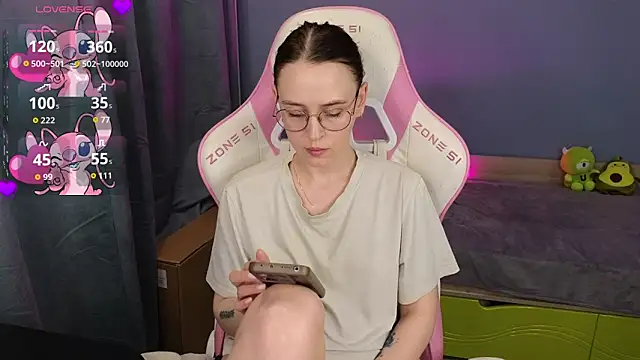 Snapshot of Sweet_frosti chatting on 07-04-26, 03:35 Sweet frosti online show from 07-04-26, 03:35