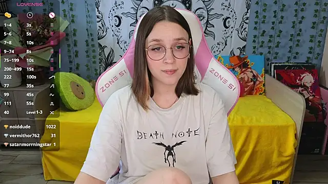 Snapshot of Sweet_frosti chatting on 03-04-25, 05:53 Sweet frosti online show from 03-04-25, 05:53