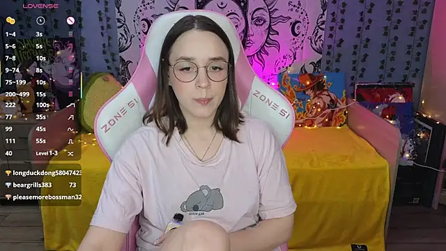 Snapshot of Sweet_frosti chatting on 03-23-25, 05:32 Sweet frosti online show from 03-23-25, 05:32