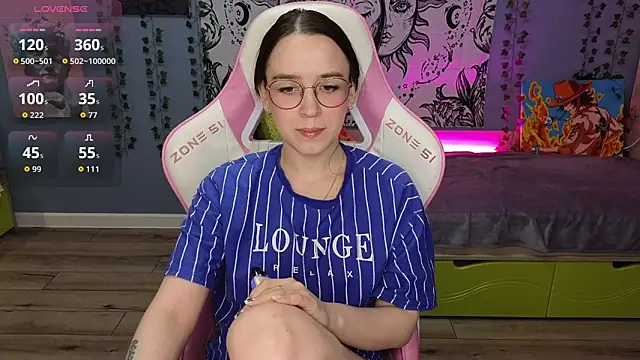 Snapshot of Sweet_frosti chatting on 10-03-25, 02:04 Sweet frosti online show from 10-03-25, 02:04