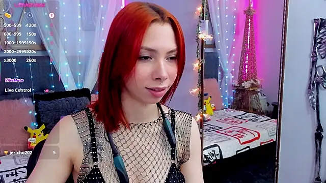Snapshot of laura_olssen chatting on 03-19-25, 12:56 laura olssen online show from 03-19-25, 12:56