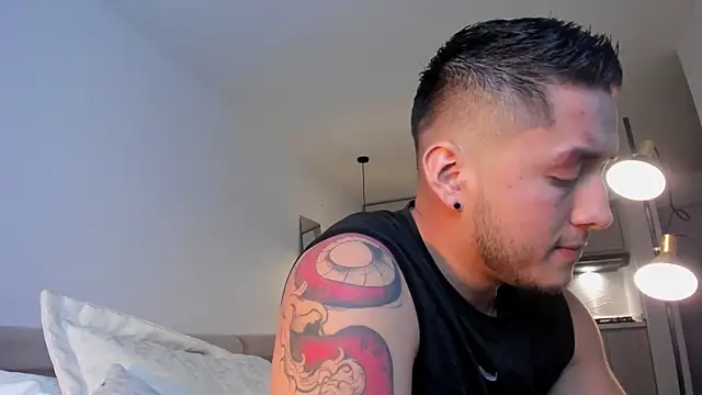 Chriskyle  online show from 03-05-25, 02:14