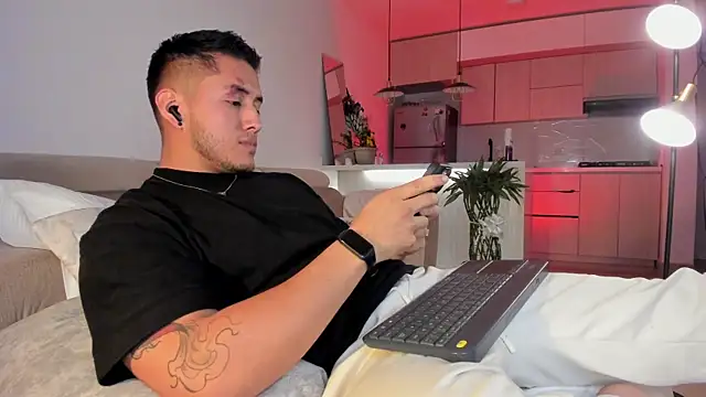 Chriskyle  online show from 03-03-25, 04:00