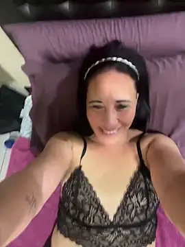 Snapshot of Neecy_Carter chatting on 02-25-26, 07:25 Neecy Carter online show from 02-25-26, 07:25