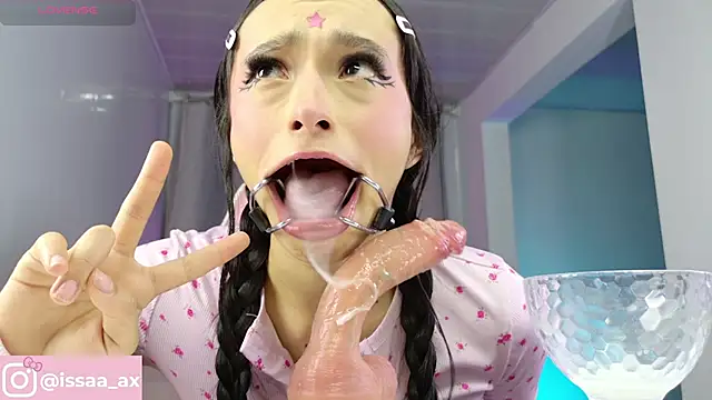 issagarcia online show from 11-19-25, 01:22