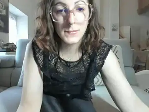 Snapshot of prunelle_sexy chatting on 10-02-25, 06:17 prunelle sexy online show from 10-02-25, 06:17