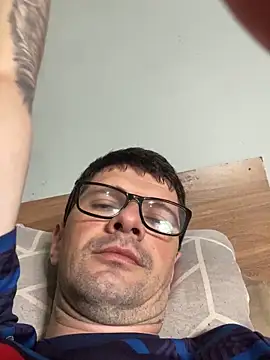 Juliano2289 online show from 04-09-26, 04:35