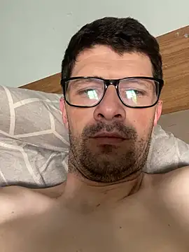 Juliano2289 online show from 04-13-26, 05:06