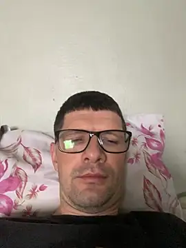 Juliano2289 online show from 05-29-26, 04:57