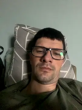 Juliano2289 online show from 10-03-25, 08:43