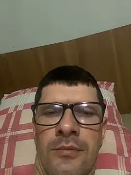 Juliano2289 online show from 04-15-26, 09:48