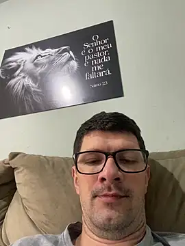 Juliano2289 online show from 04-01-26, 02:47