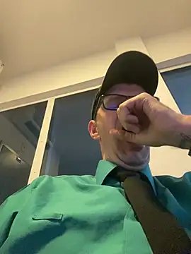 Juliano2289 online show from 06-09-26, 05:47