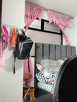 CurvySara1 online show from 01-14-26, 08:34