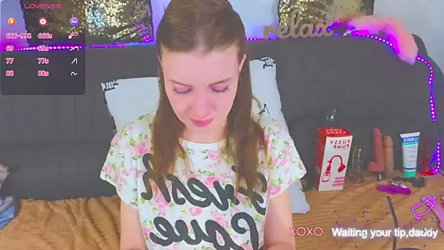 Snapshot of AlexaStoun chatting on 02-13-25, 03:35 AlexaStoun online show from 02-13-25, 03:35